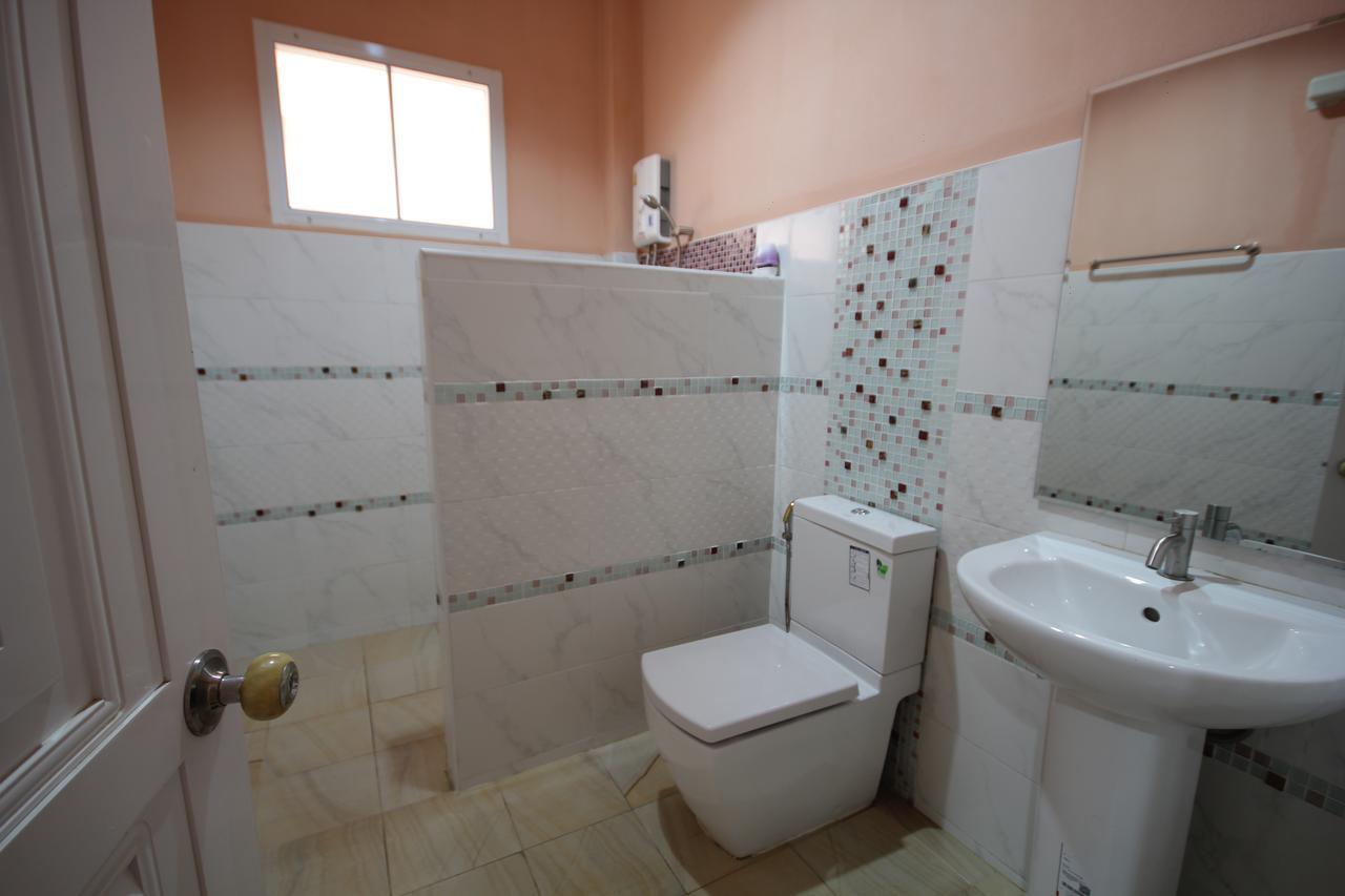 Windsor Resort Lop Buri Exterior foto