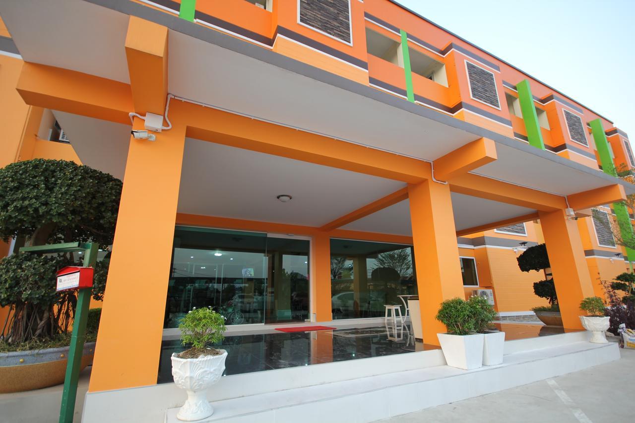 Windsor Resort Lop Buri Exterior foto