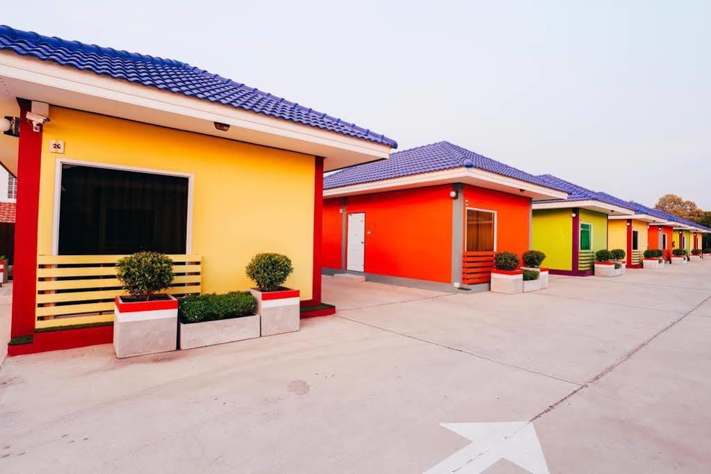 Windsor Resort Lop Buri Exterior foto